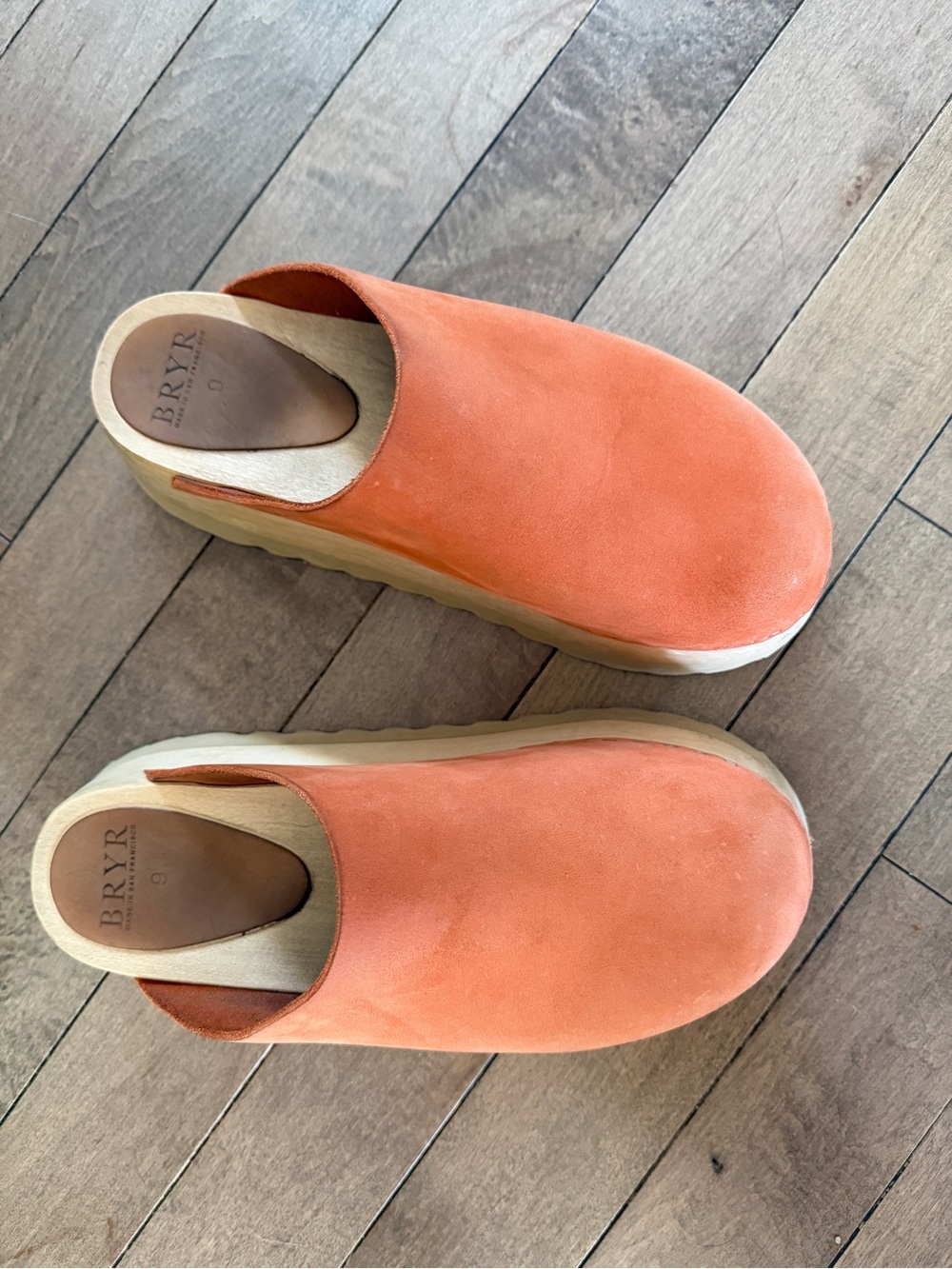 Bryr Suede Platform Clog in Paprika - Picture 3 of 4